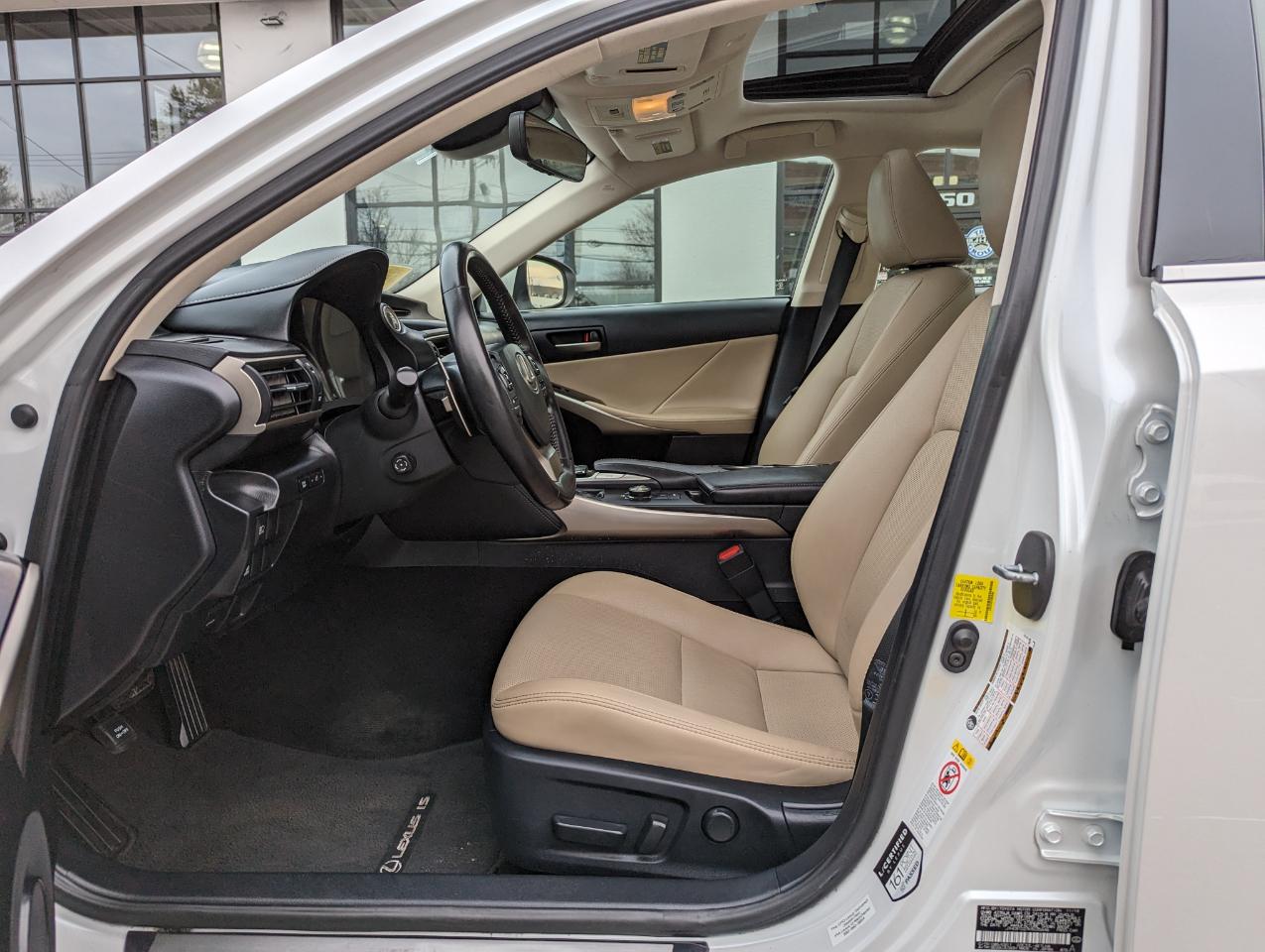 Lexus IS IS 300 AWD 2019