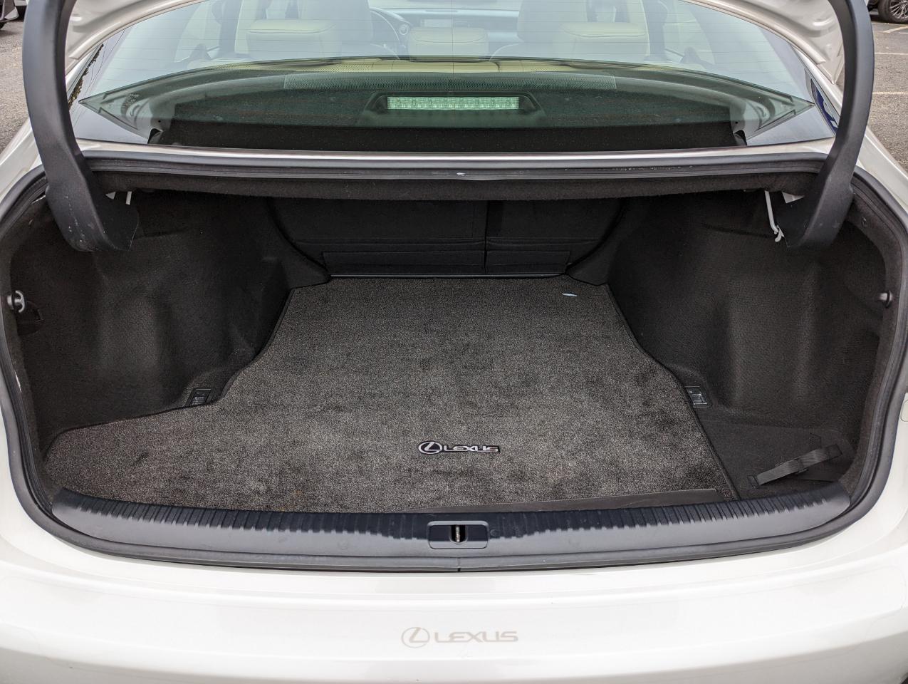 Lexus IS IS 300 AWD 2019