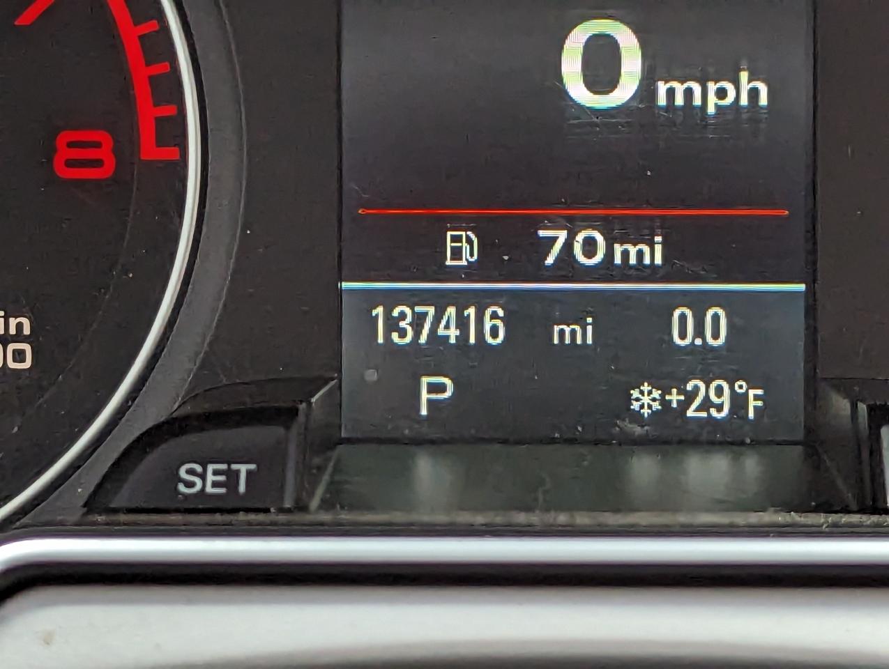 Audi A4 4dr Sdn Auto quattro 2.0T Premium Plus 2013