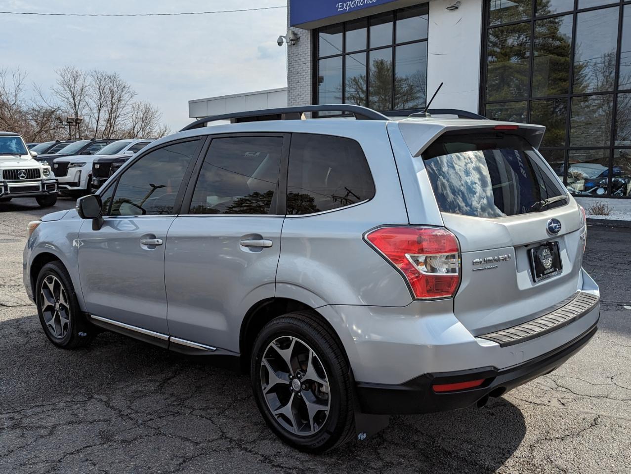 Subaru Forester 4dr CVT 2.0XT Touring 2015
