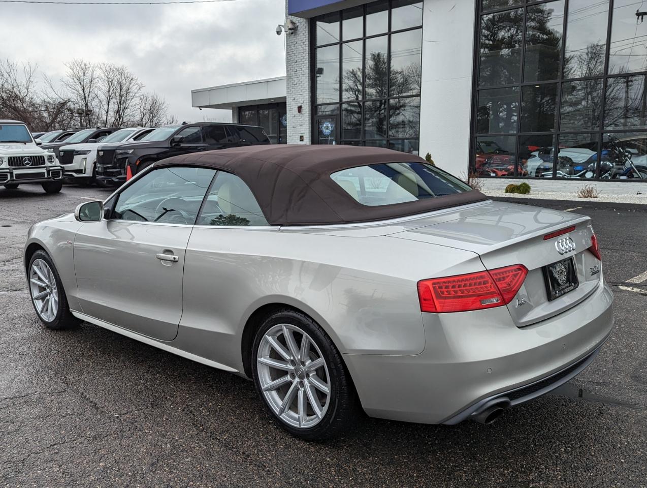Audi A5 2dr Cabriolet Auto quattro 2.0T Premium Plus 2015
