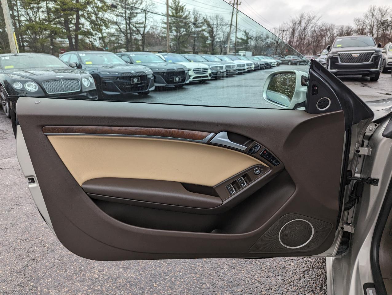 Audi A5 2dr Cabriolet Auto quattro 2.0T Premium Plus 2015
