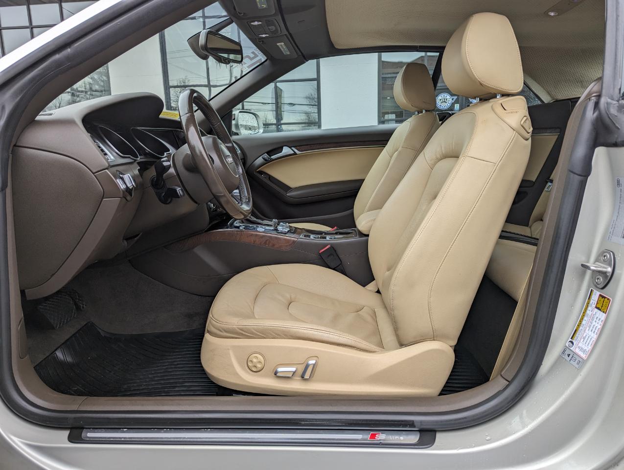Audi A5 2dr Cabriolet Auto quattro 2.0T Premium Plus 2015