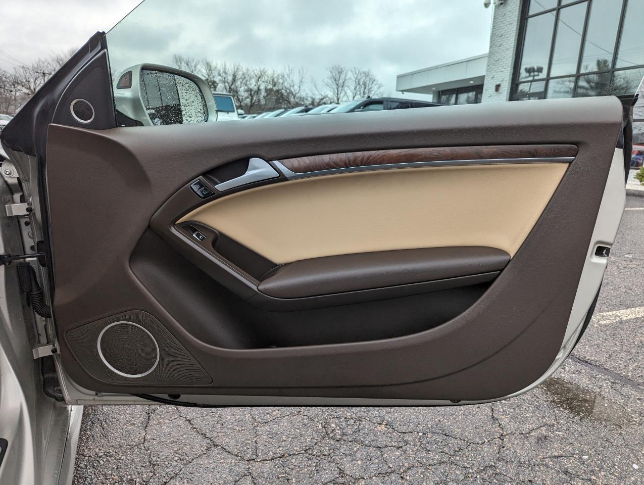 Audi A5 2dr Cabriolet Auto quattro 2.0T Premium Plus 2015