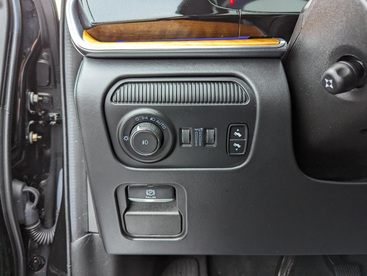 Jeep Grand Wagoneer Series III 4x4 2022