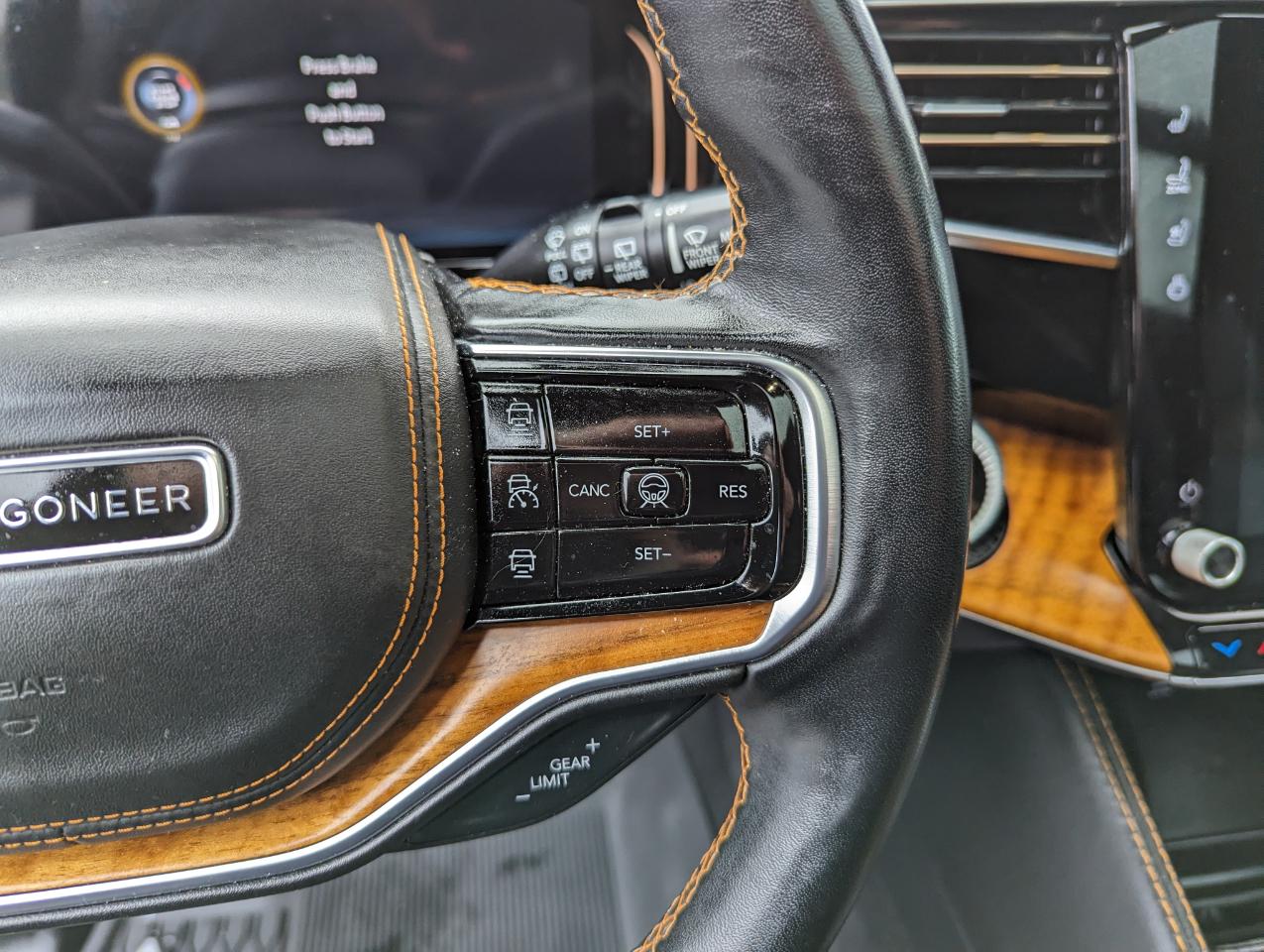 Jeep Grand Wagoneer Series III 4x4 2022