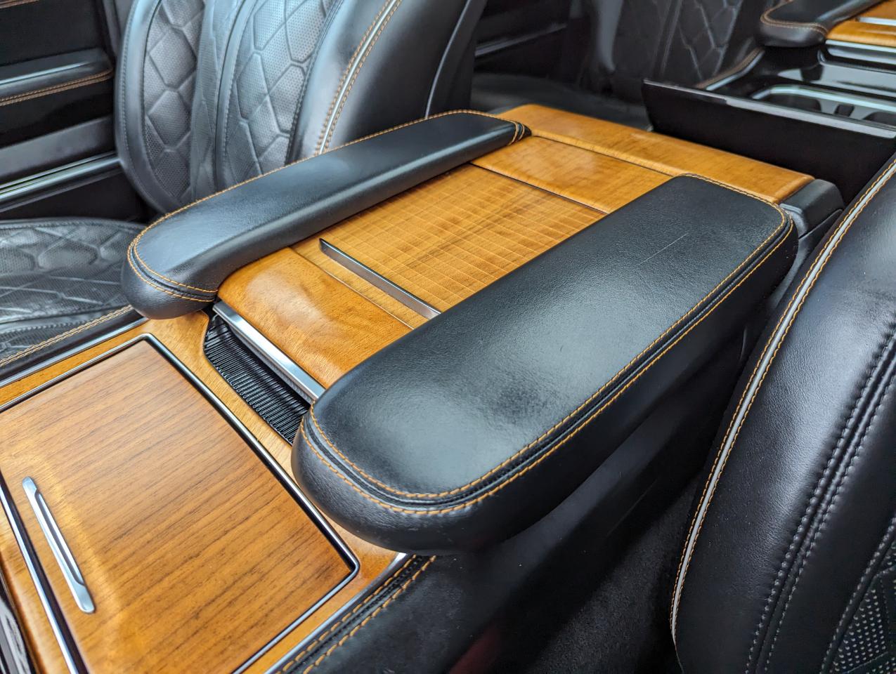 Jeep Grand Wagoneer Series III 4x4 2022