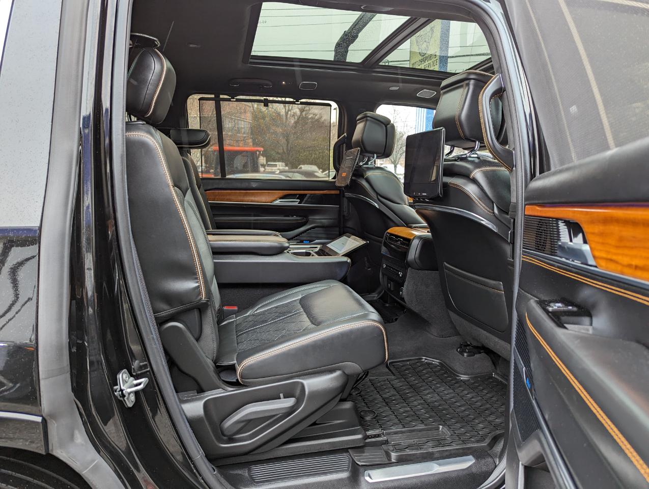 Jeep Grand Wagoneer Series III 4x4 2022