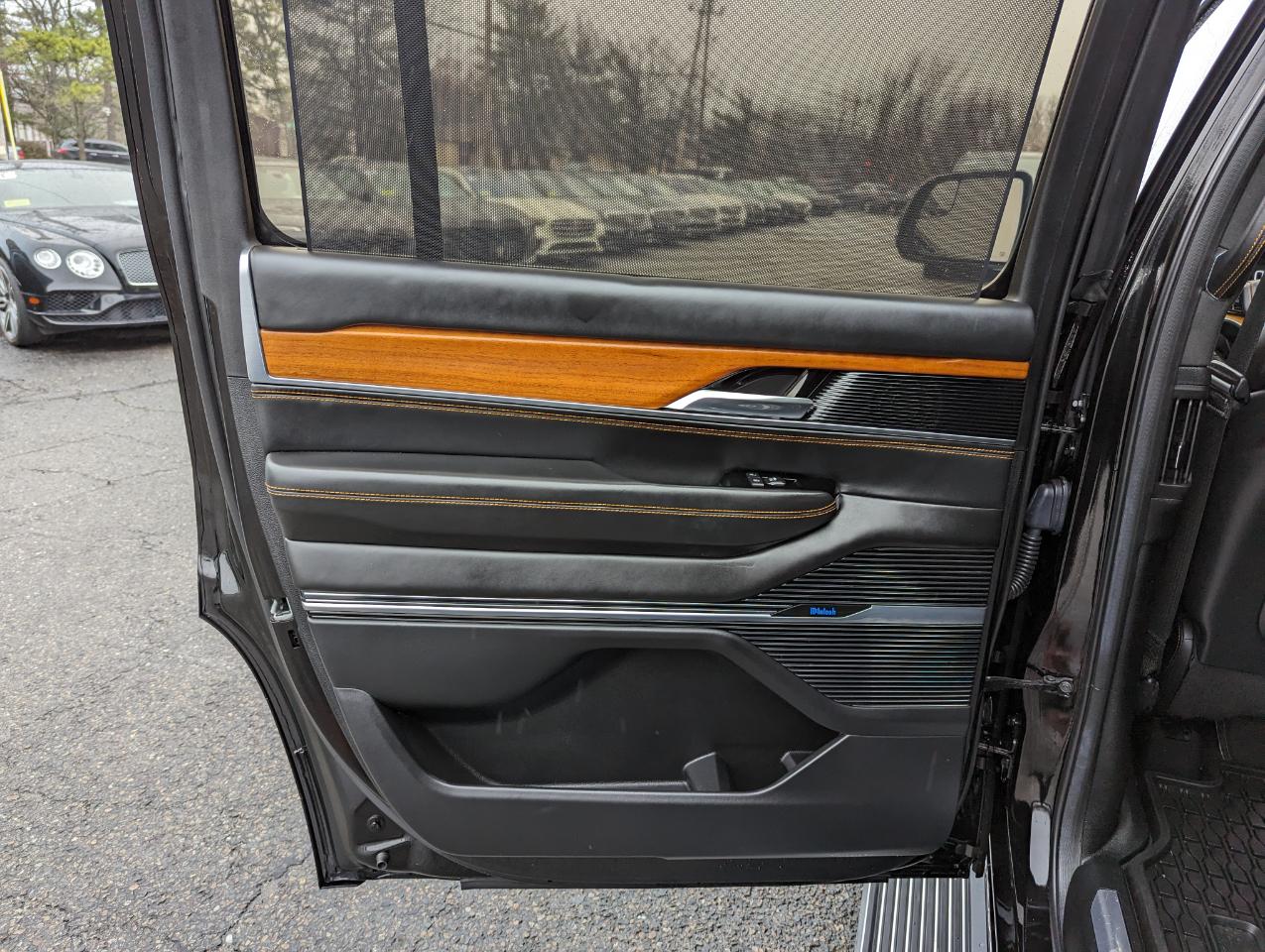 Jeep Grand Wagoneer Series III 4x4 2022