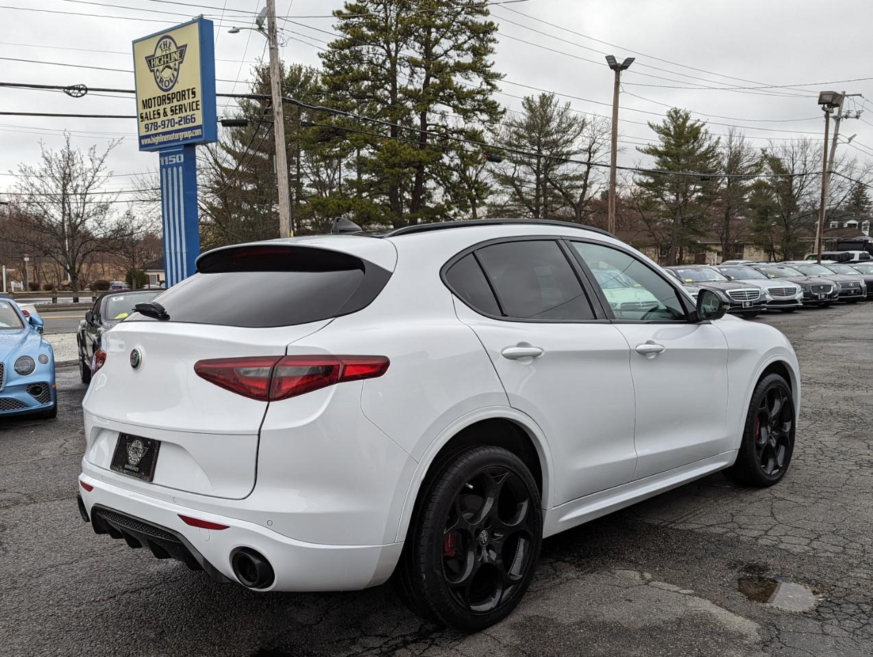 Alfa Romeo Stelvio Veloce AWD 2022