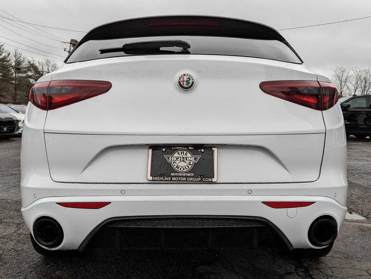 Alfa Romeo Stelvio Veloce AWD 2022