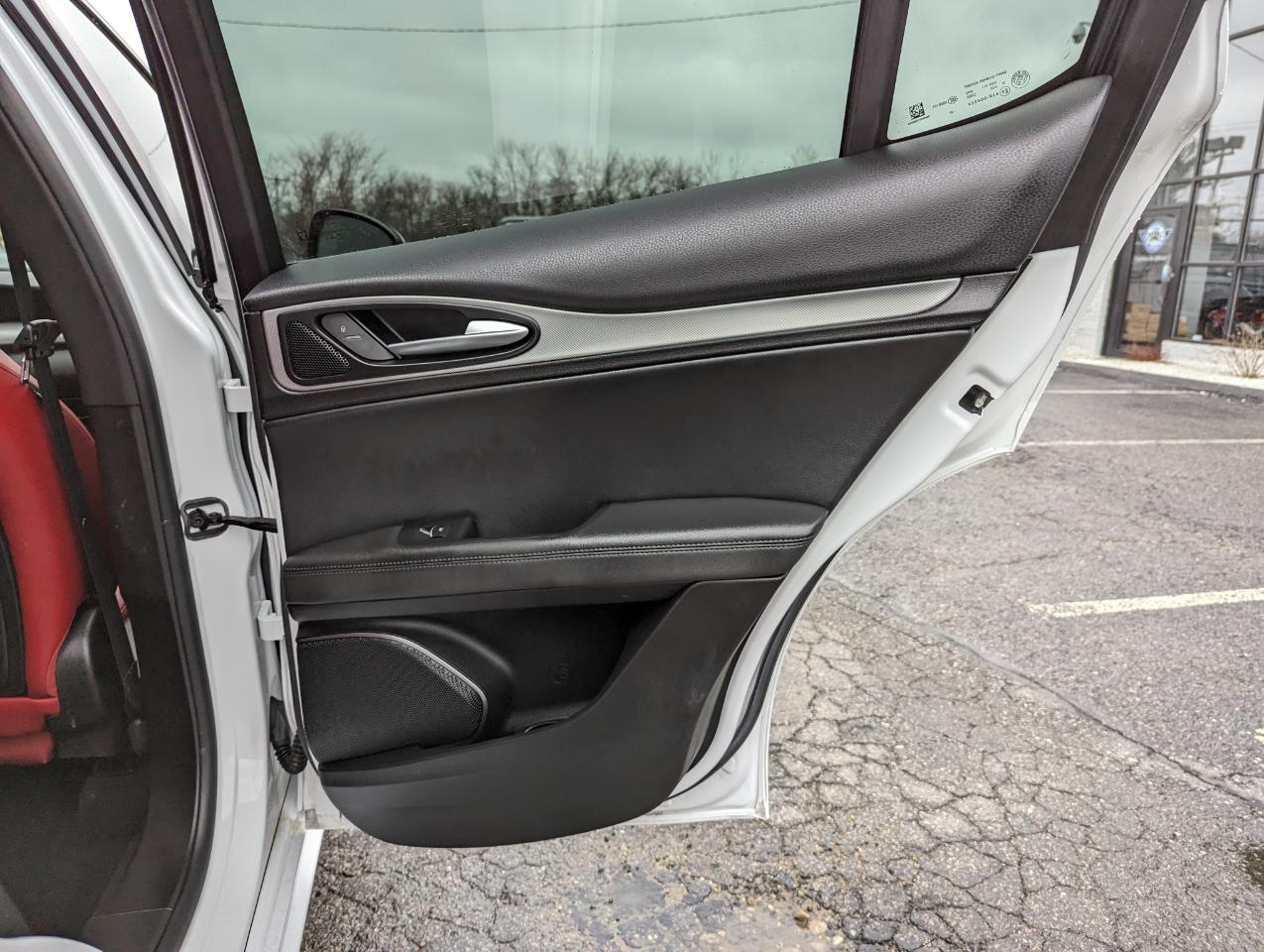 Alfa Romeo Stelvio Veloce AWD 2022