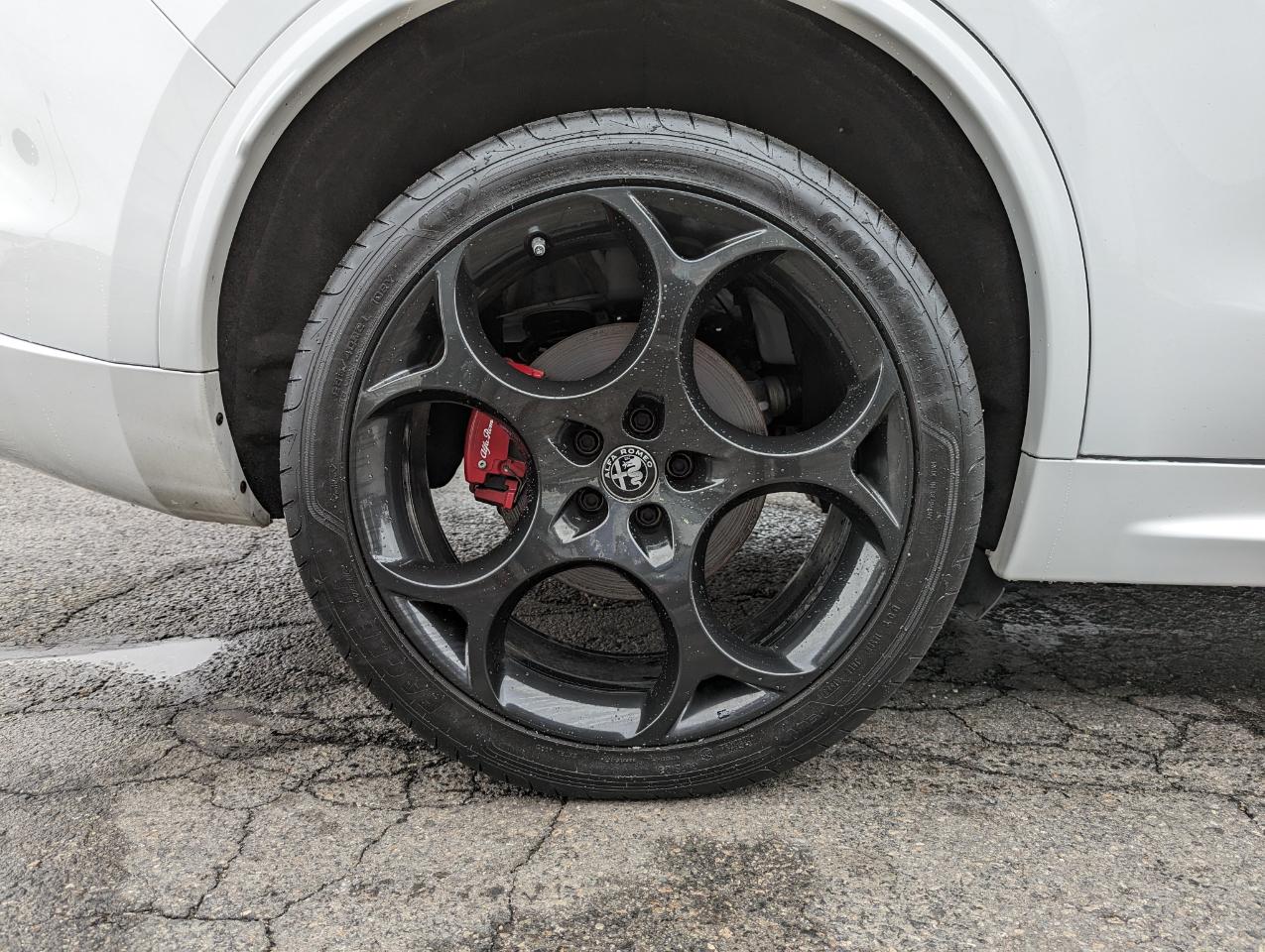 Alfa Romeo Stelvio Veloce AWD 2022