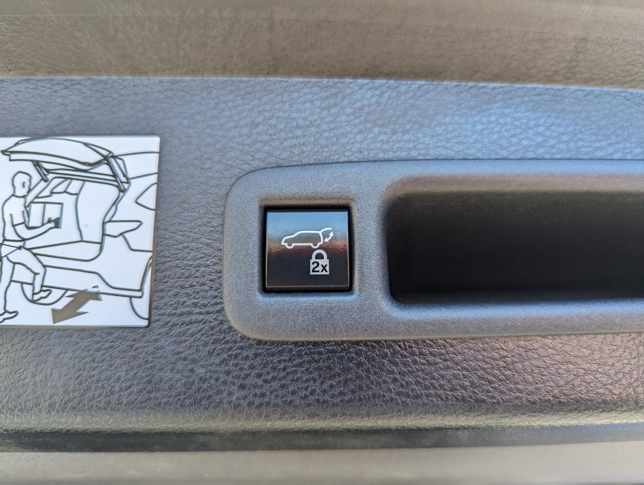 Toyota Sienna XLE AWD 7-Passenger (Natl) 2021