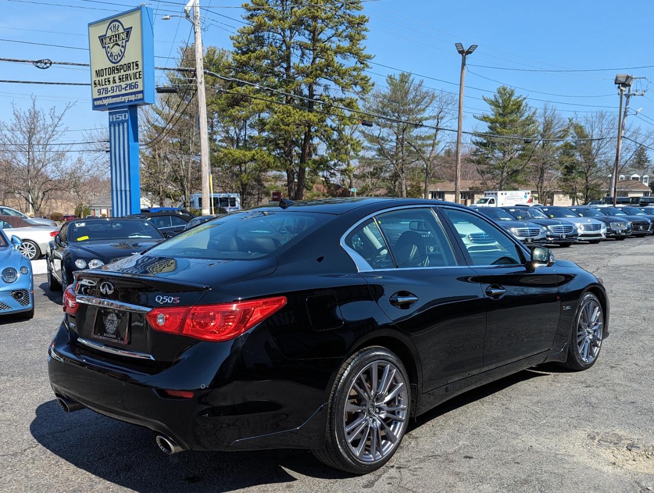 Infiniti Q50 4dr Sdn 3.0t Red Sport 400 AWD 2016
