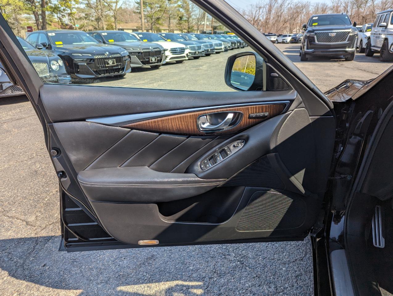 Infiniti Q50 4dr Sdn 3.0t Red Sport 400 AWD 2016