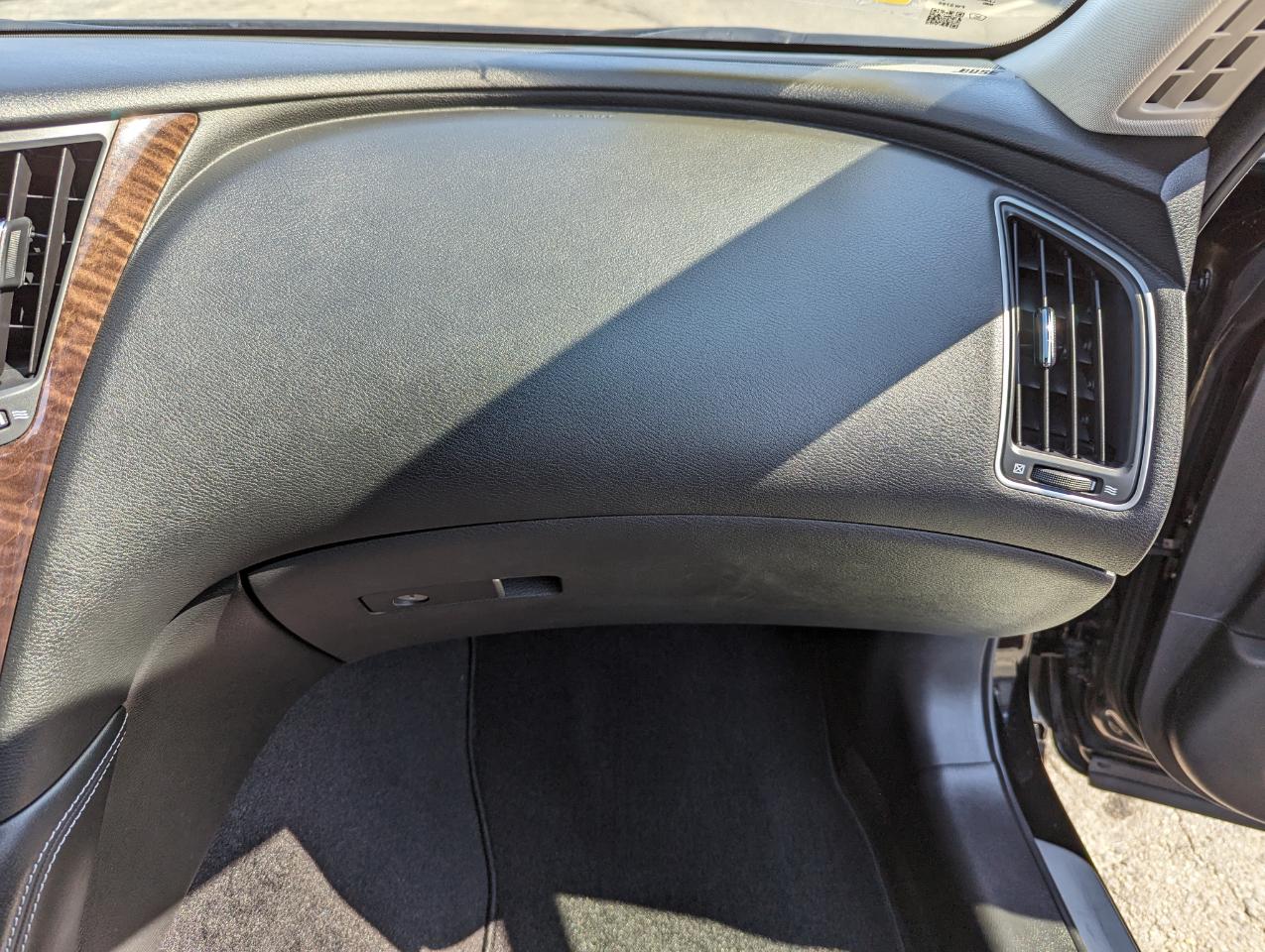 Infiniti Q50 4dr Sdn 3.0t Red Sport 400 AWD 2016