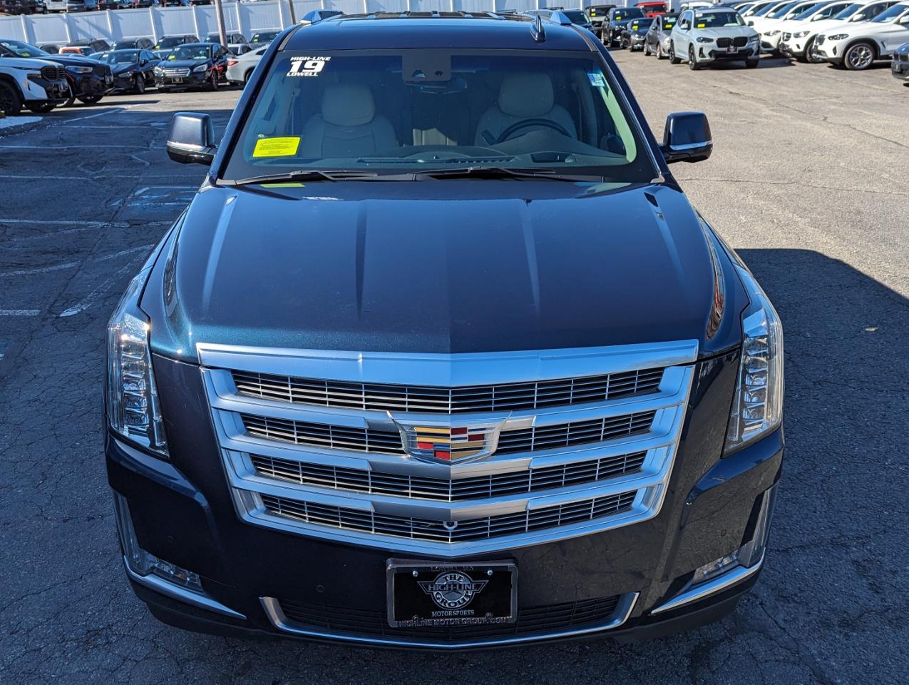 Cadillac Escalade 4WD 4dr Luxury 2019