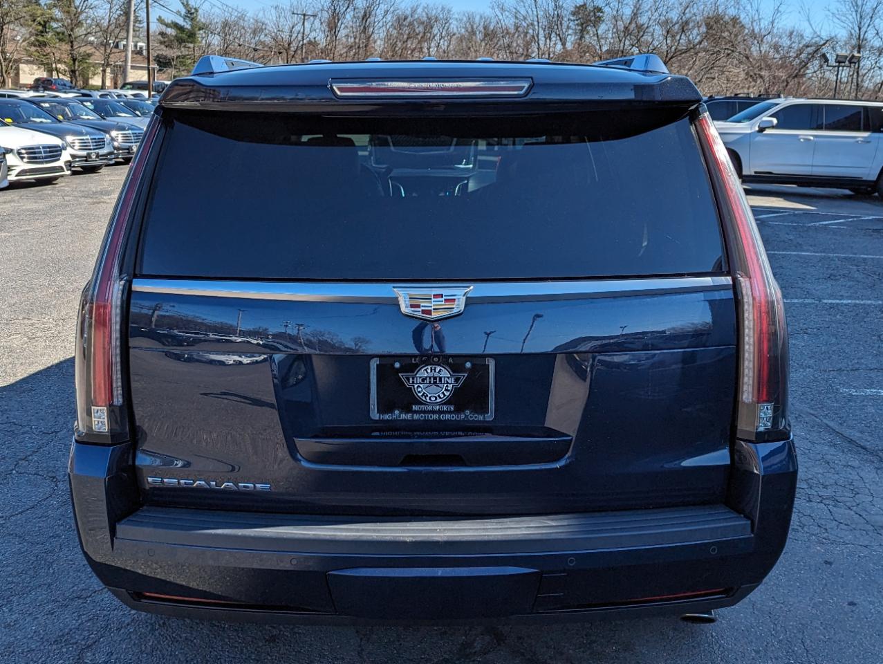 Cadillac Escalade 4WD 4dr Luxury 2019