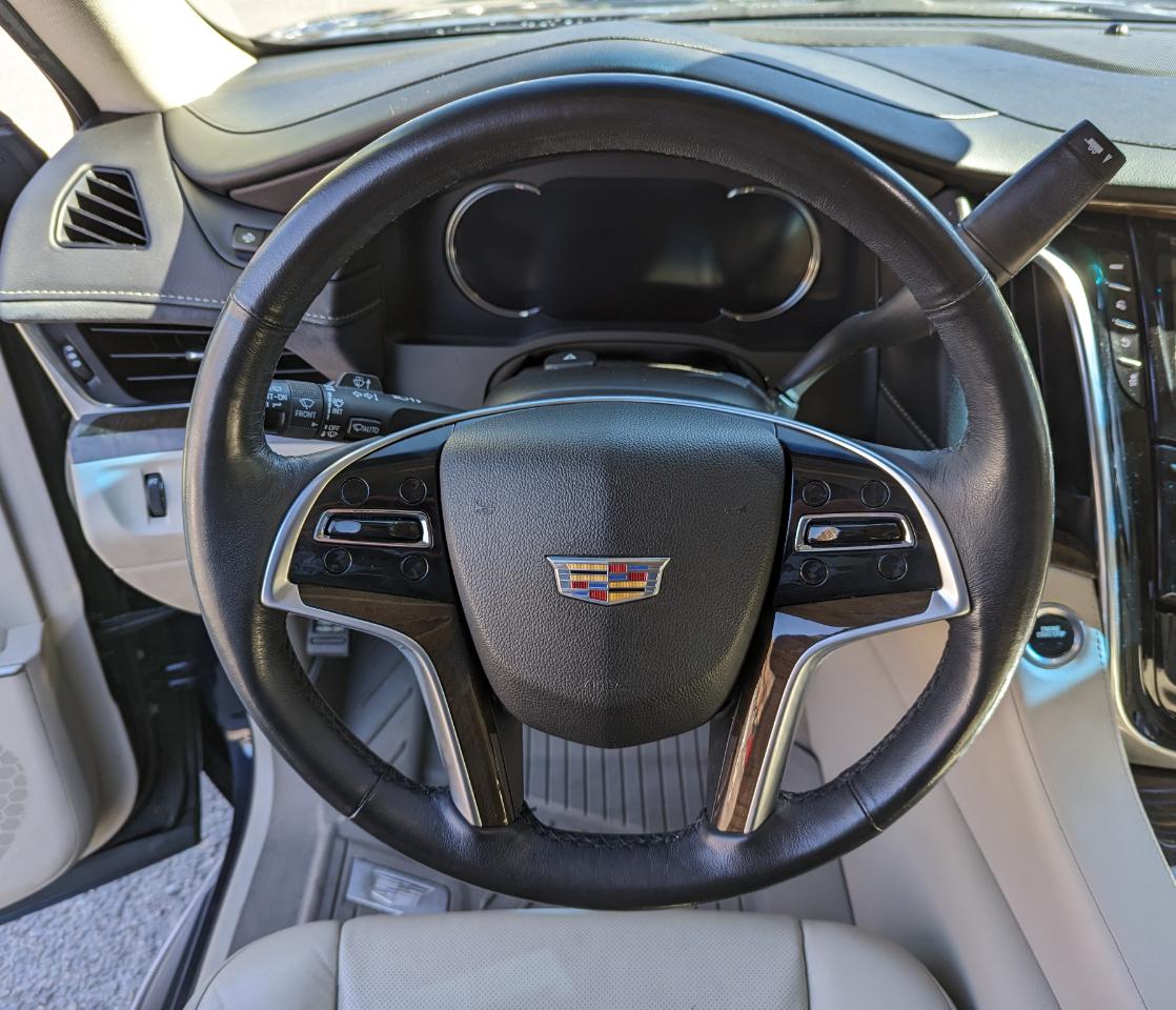 Cadillac Escalade 4WD 4dr Luxury 2019