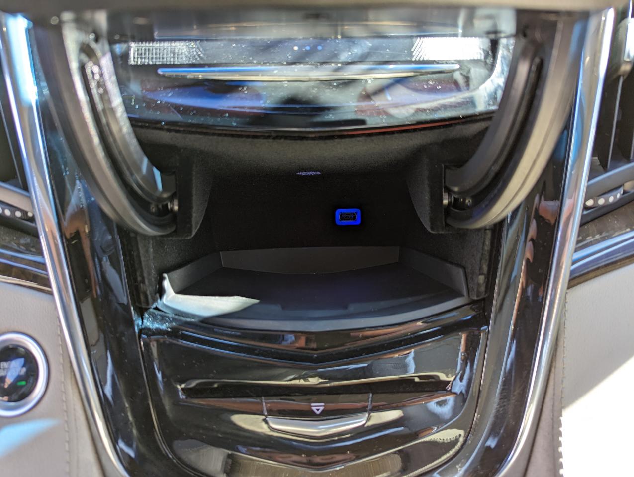 Cadillac Escalade 4WD 4dr Luxury 2019