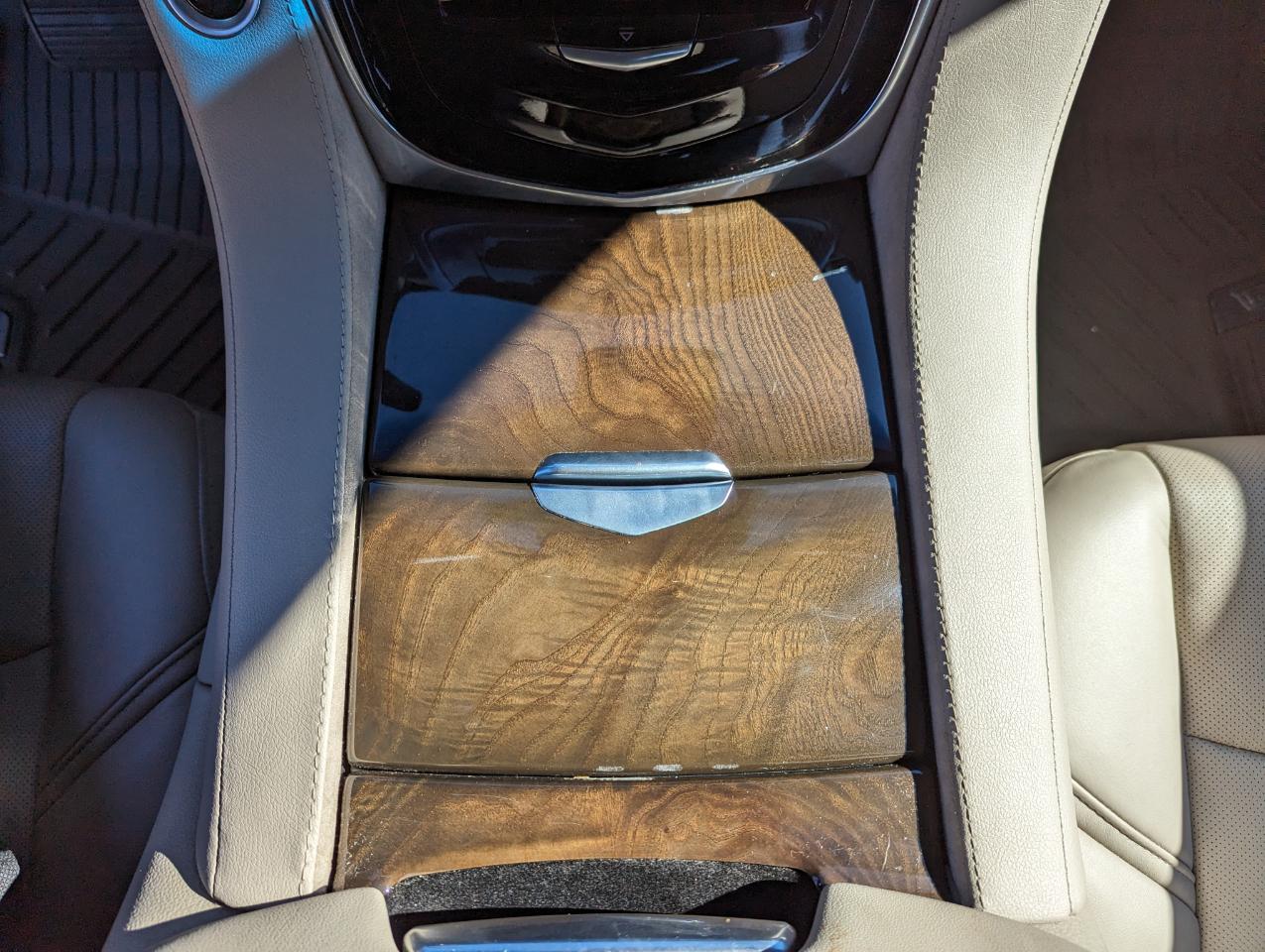 Cadillac Escalade 4WD 4dr Luxury 2019