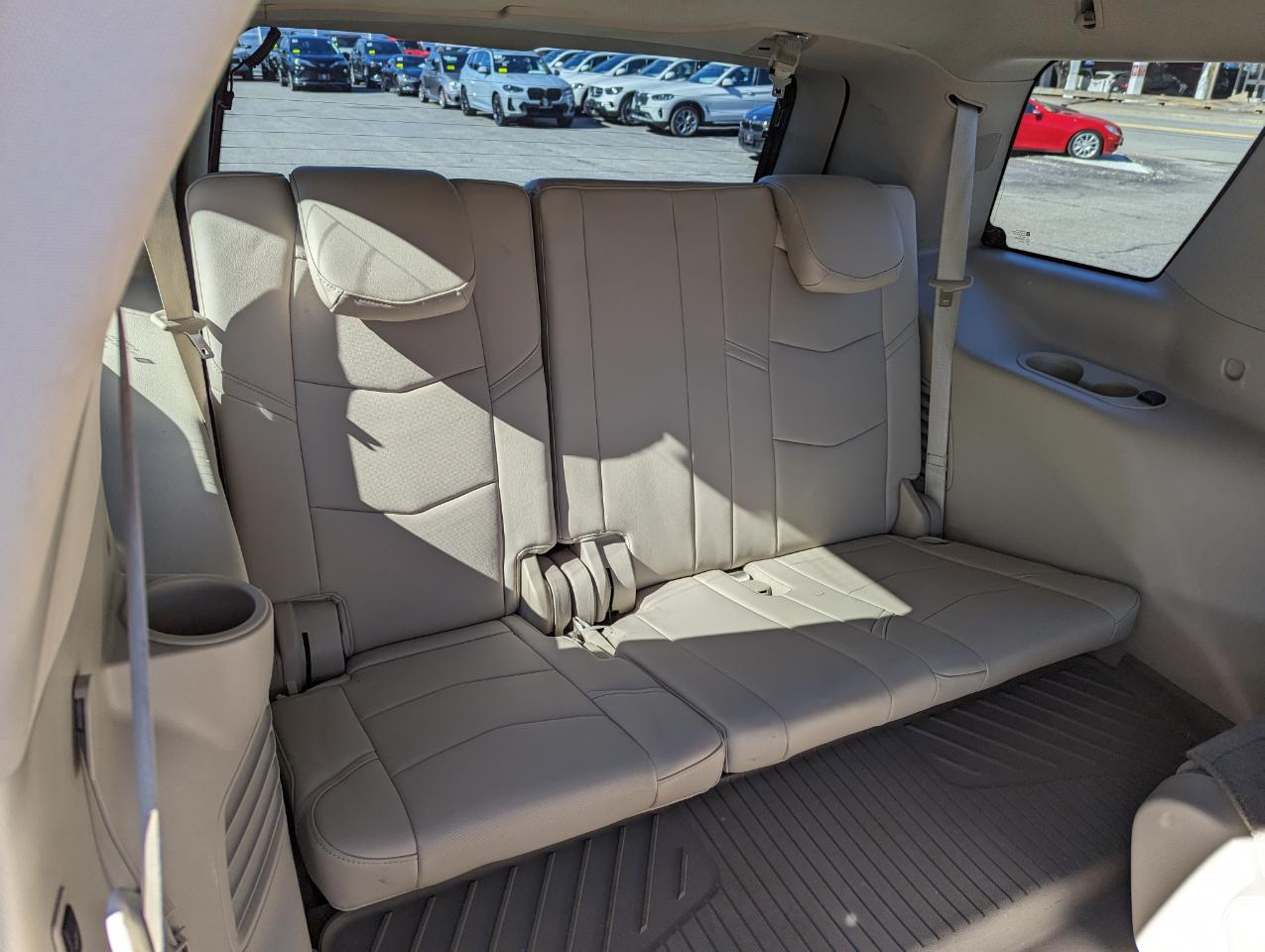 Cadillac Escalade 4WD 4dr Luxury 2019