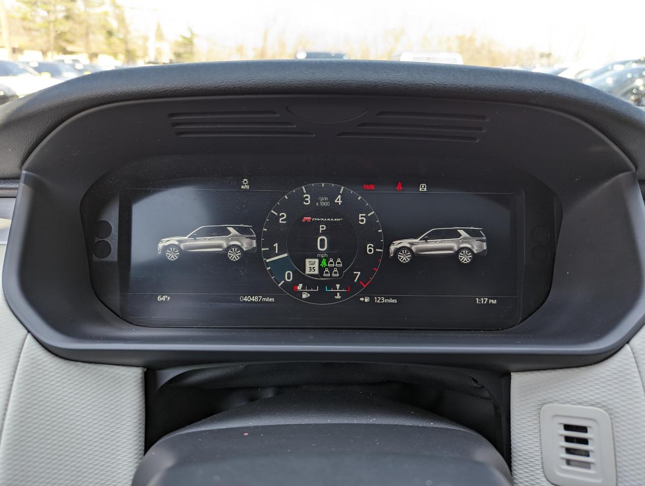 Land Rover Discovery P300 S R-Dynamic 2022