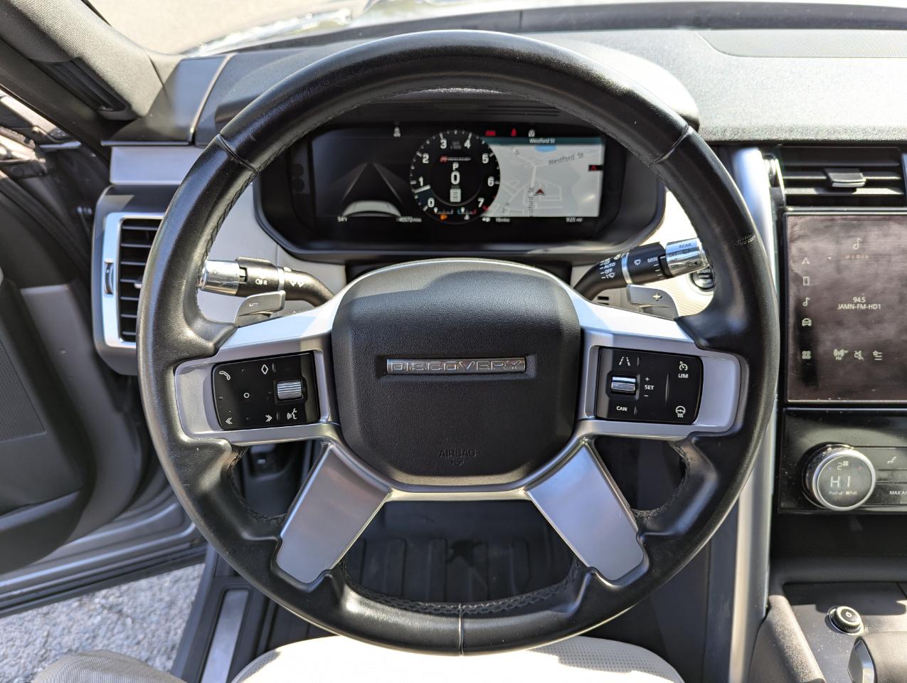 Land Rover Discovery P300 S R-Dynamic 2022