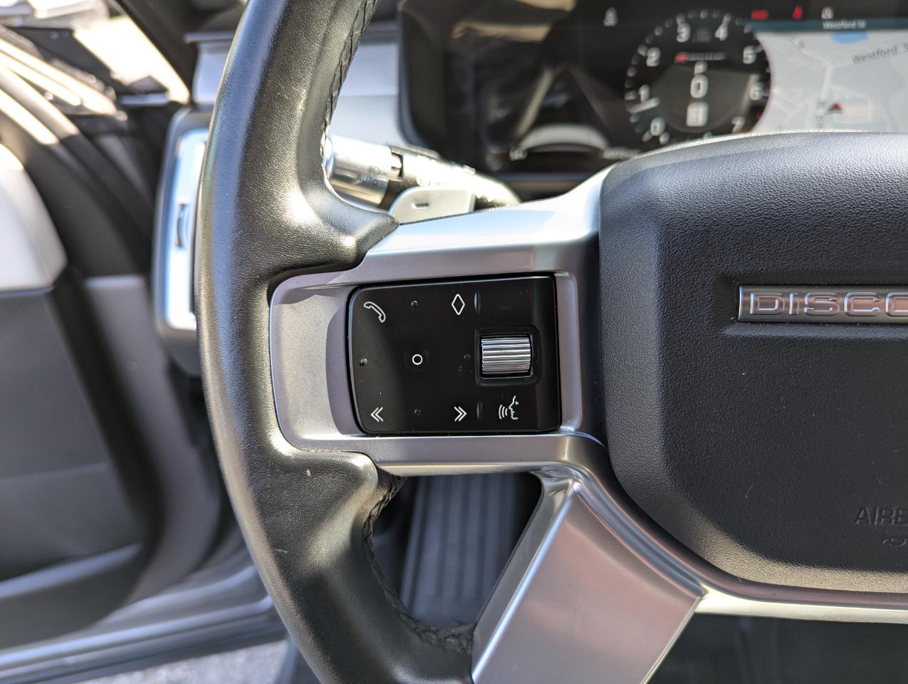 Land Rover Discovery P300 S R-Dynamic 2022