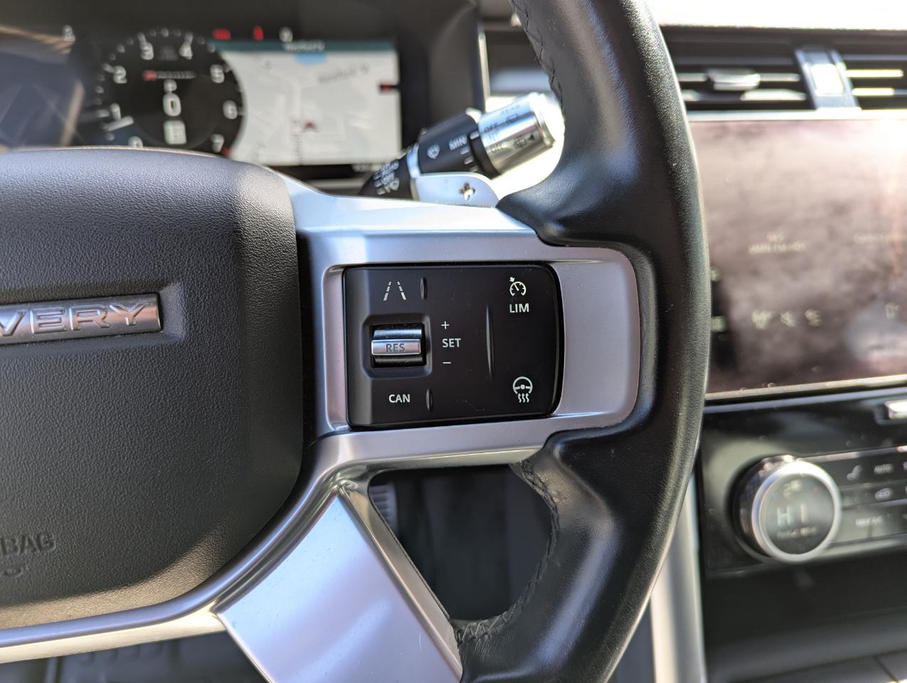 Land Rover Discovery P300 S R-Dynamic 2022