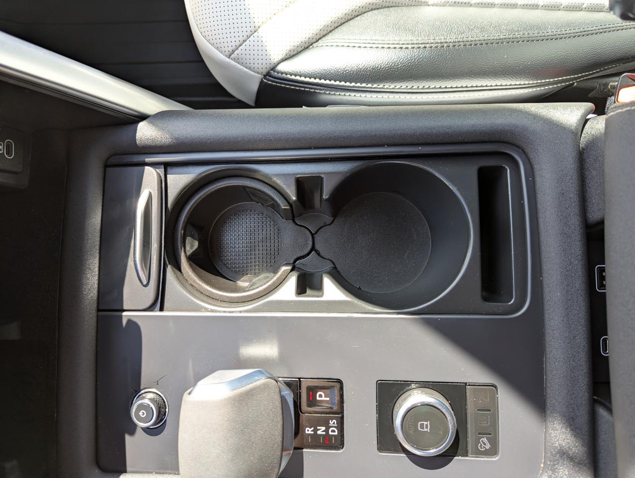 Land Rover Discovery P300 S R-Dynamic 2022