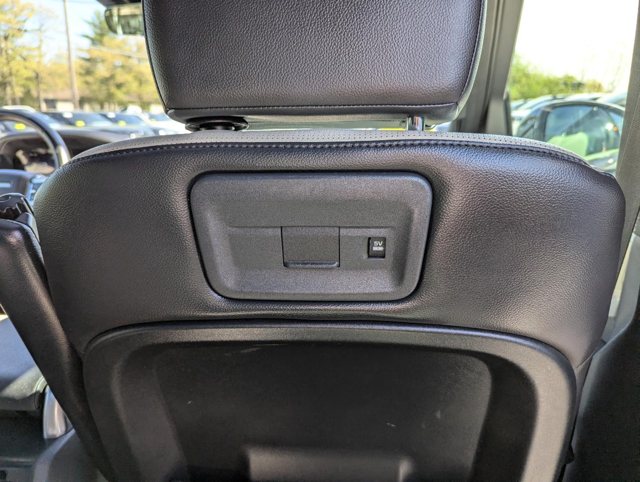 Land Rover Discovery P300 S R-Dynamic 2022