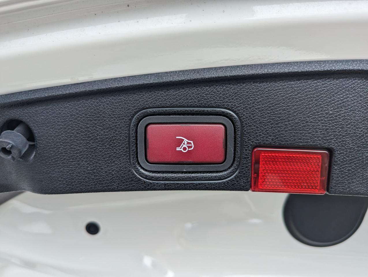 Mercedes-Benz C-Class C 300 4MATIC Cabriolet 2021