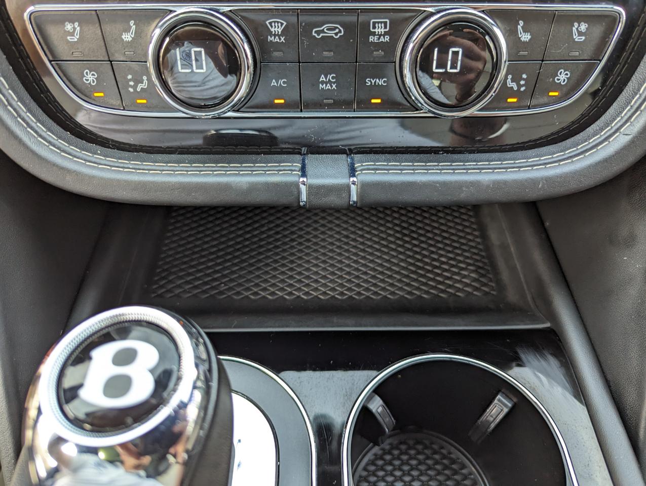 Bentley Bentayga Onyx Edition AWD 2018