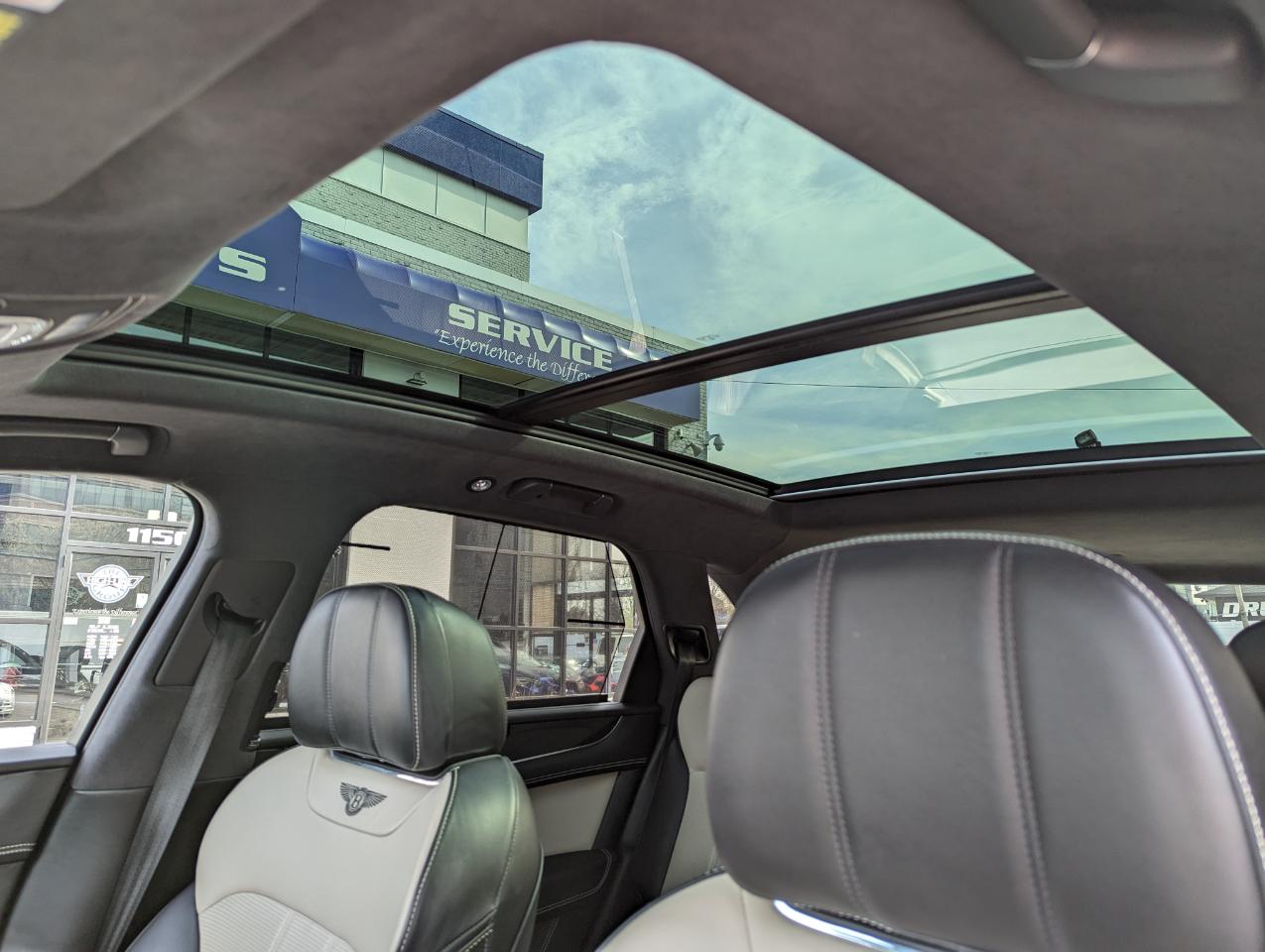 Bentley Bentayga Onyx Edition AWD 2018