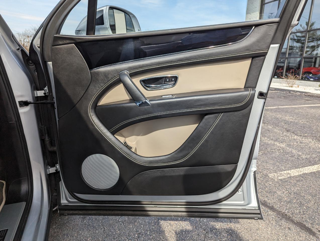 Bentley Bentayga Onyx Edition AWD 2018