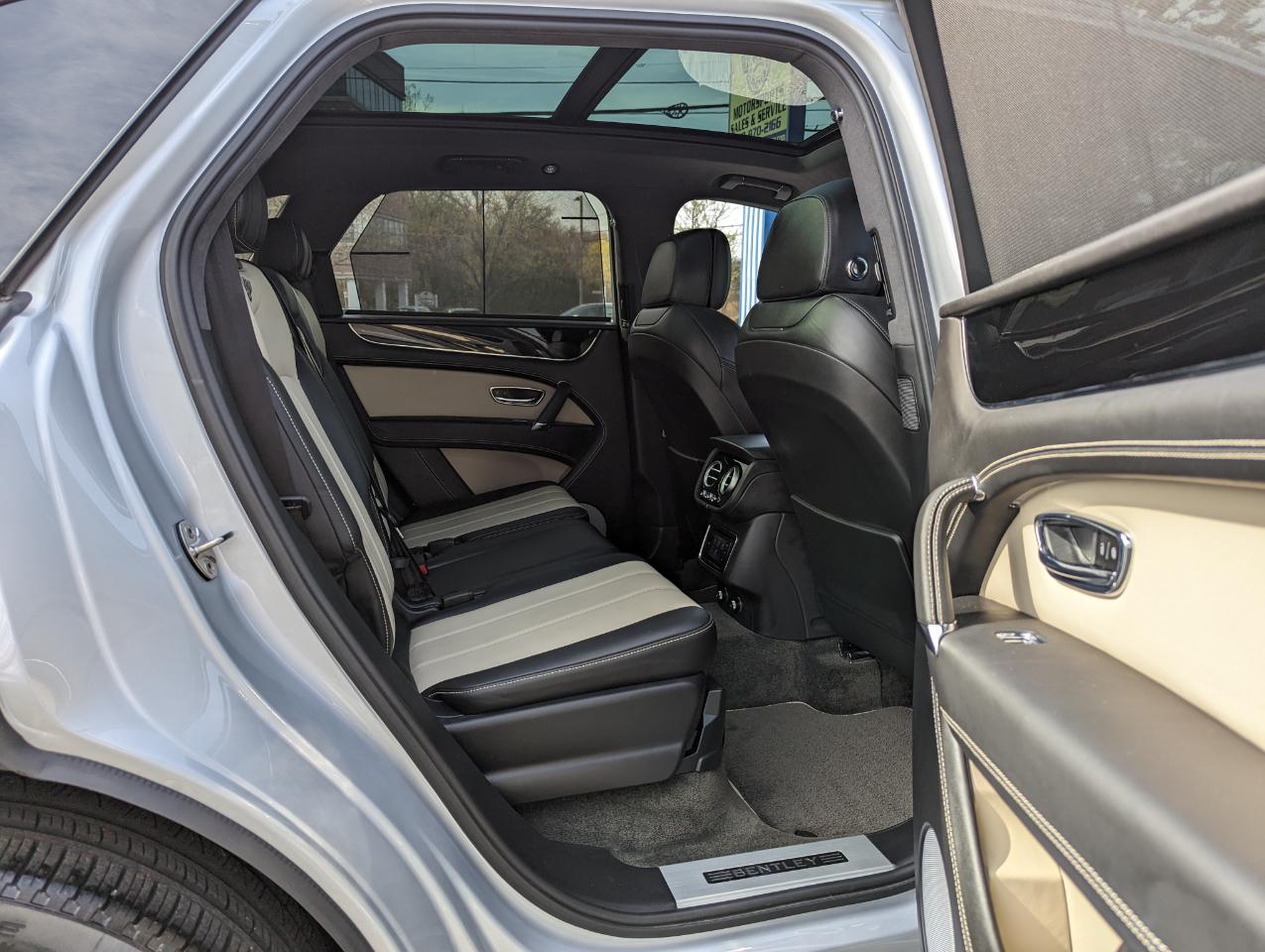 Bentley Bentayga Onyx Edition AWD 2018