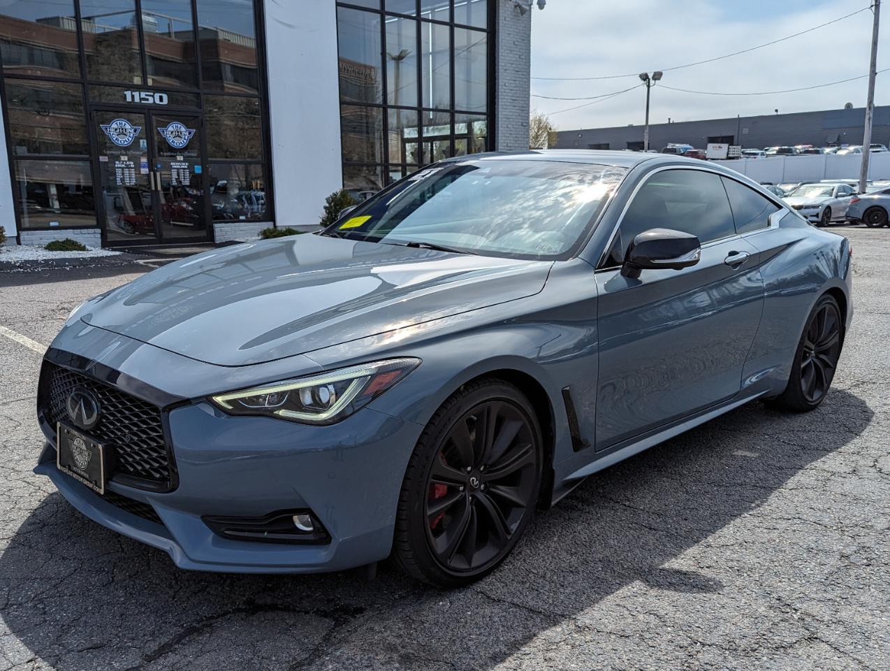 Infiniti Q60 Red Sport 400 AWD 2021