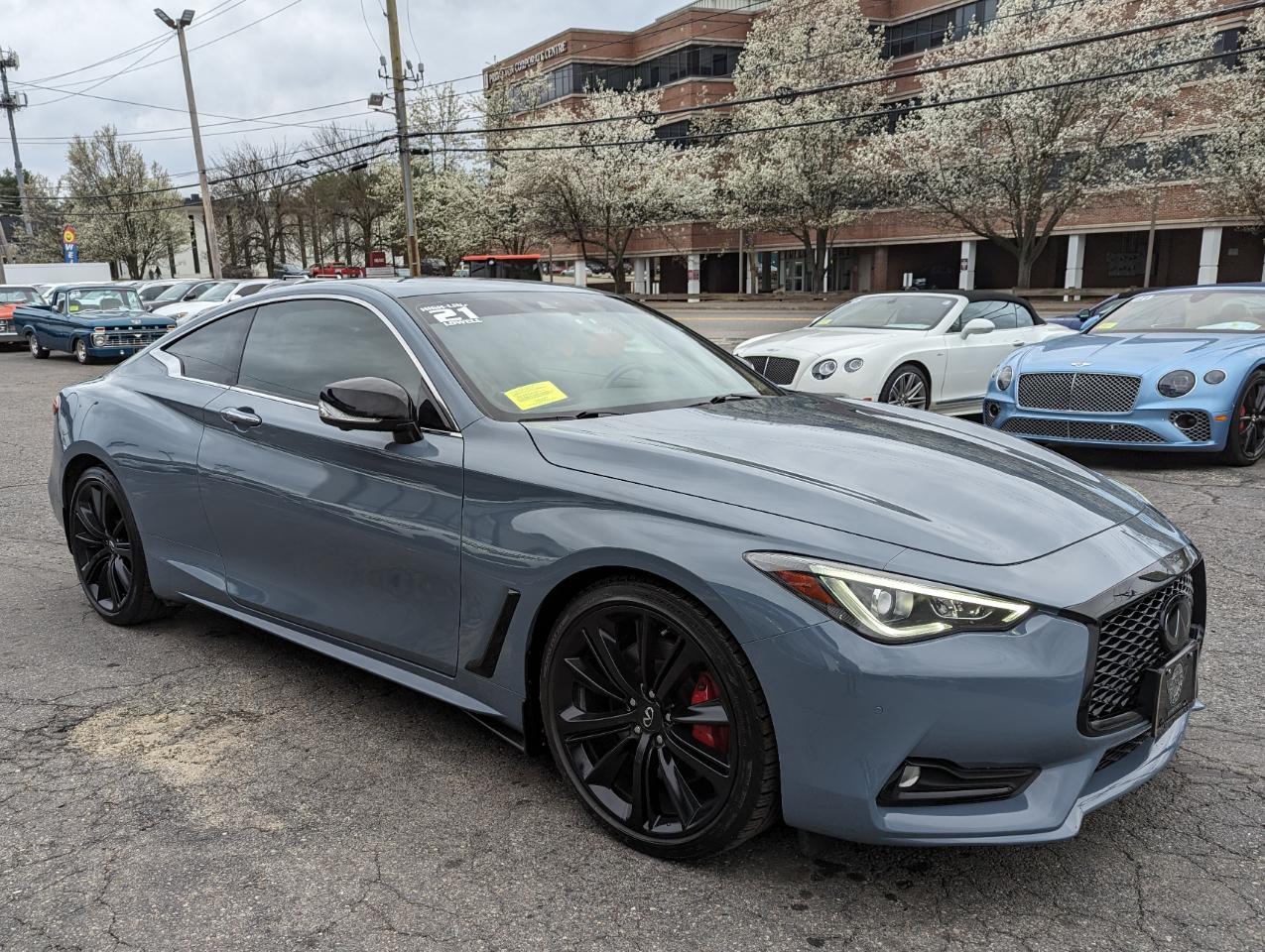 Infiniti Q60 Red Sport 400 AWD 2021