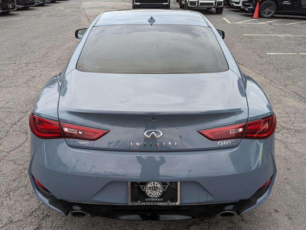 Infiniti Q60 Red Sport 400 AWD 2021