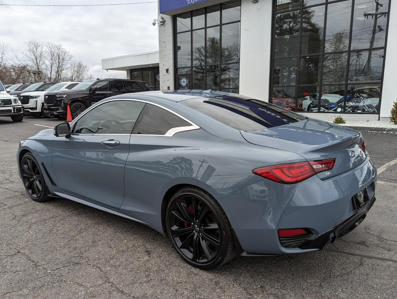 Infiniti Q60 Red Sport 400 AWD 2021