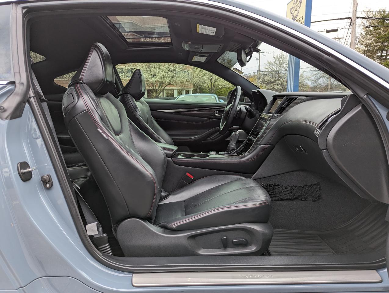 Infiniti Q60 Red Sport 400 AWD 2021