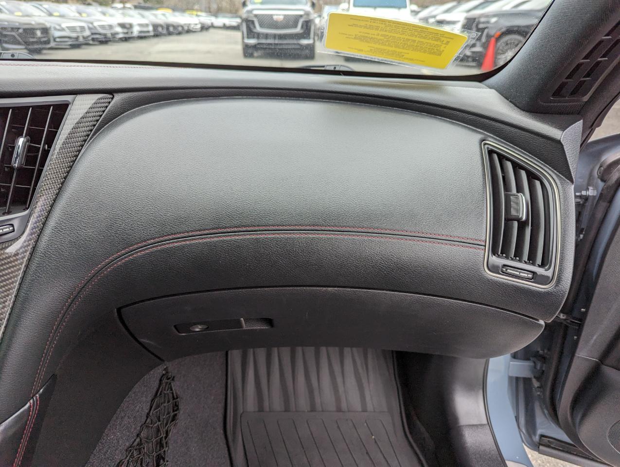 Infiniti Q60 Red Sport 400 AWD 2021