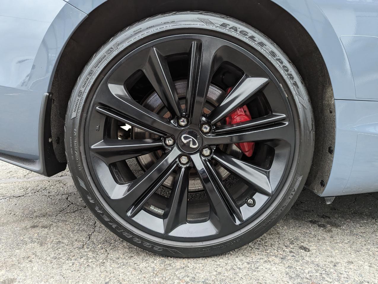 Infiniti Q60 Red Sport 400 AWD 2021