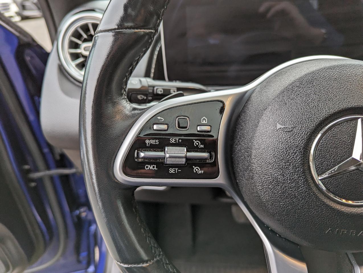 Mercedes-Benz GLB GLB 250 4MATIC SUV 2020