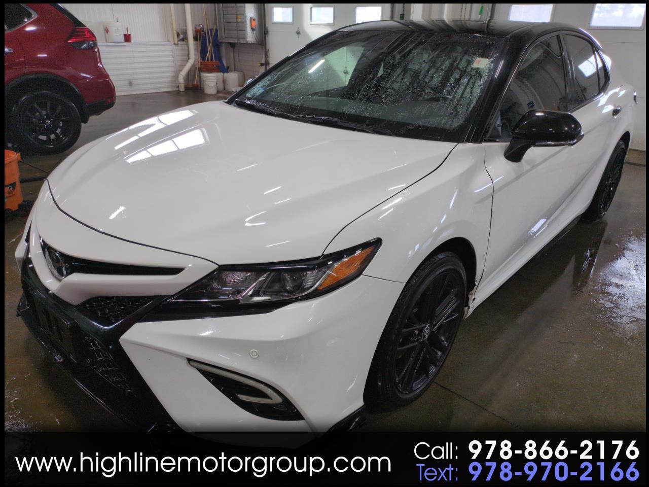 Toyota Camry SE Auto (Natl) 2018