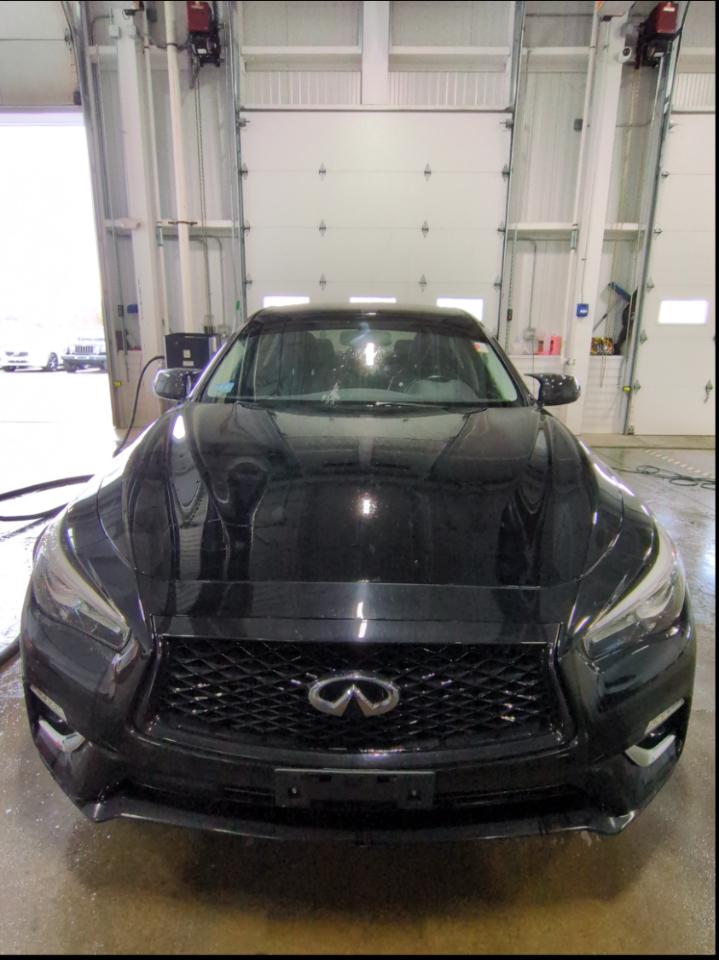 Infiniti Q50 3.0t LUXE AWD 2019