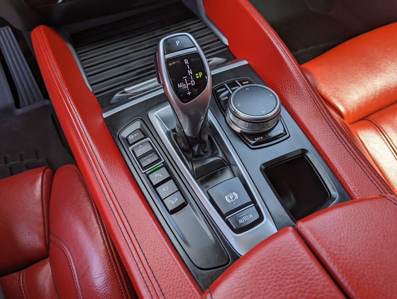 BMW X6 xDrive50i Sports Activity Coupe 2018