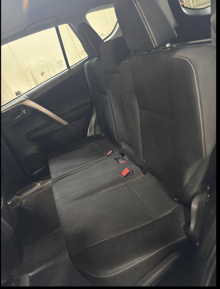 Toyota RAV4 AWD 4dr XLE (Natl) 2014